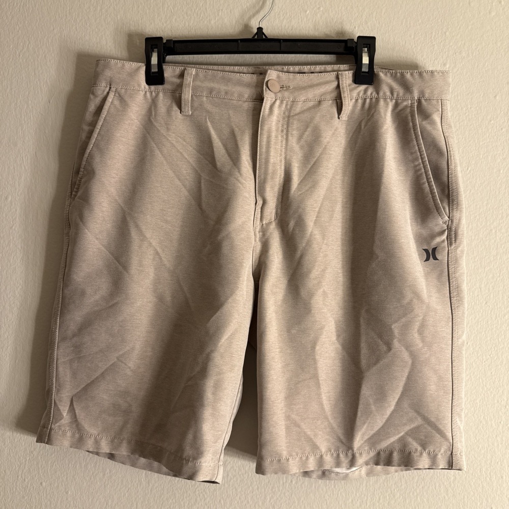 Hurley Hybrid Shorts Men's Size 36 Khaki‎ Boardwalk Surf Swim Casual Stretch